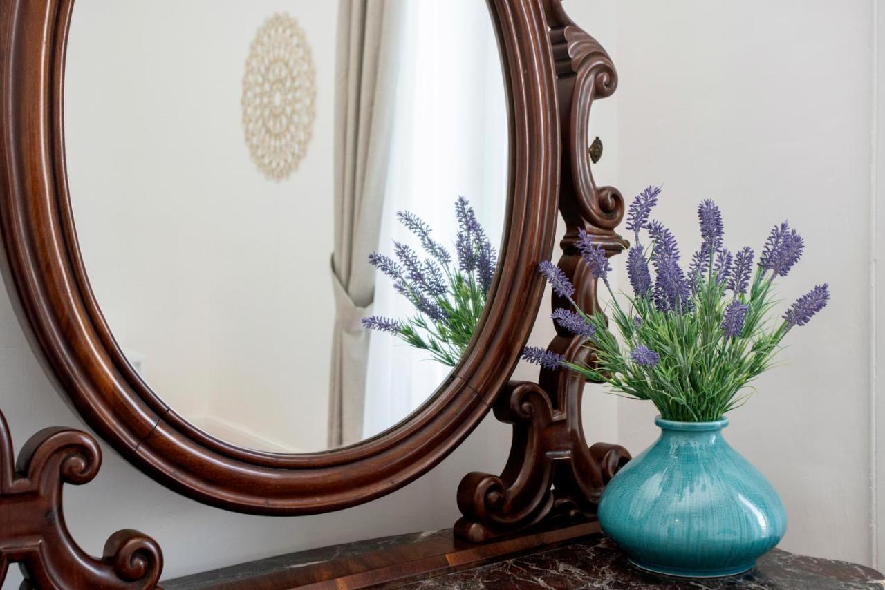 Relais Al Castello Bed & Breakfast Кастеламаре ди Стабия Екстериор снимка
