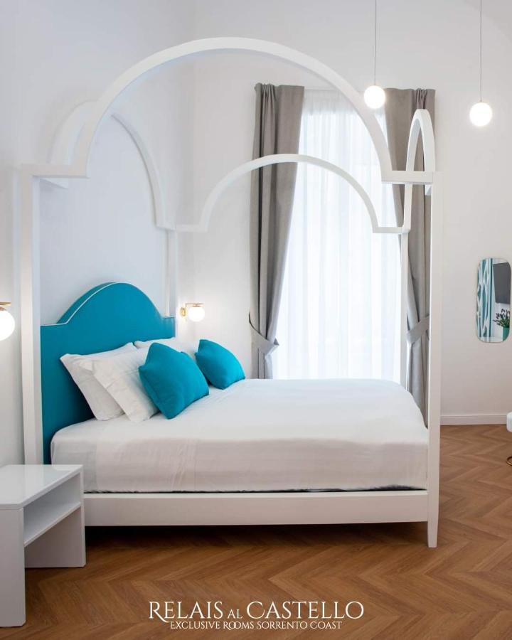 Relais Al Castello Bed & Breakfast Кастеламаре ди Стабия Екстериор снимка